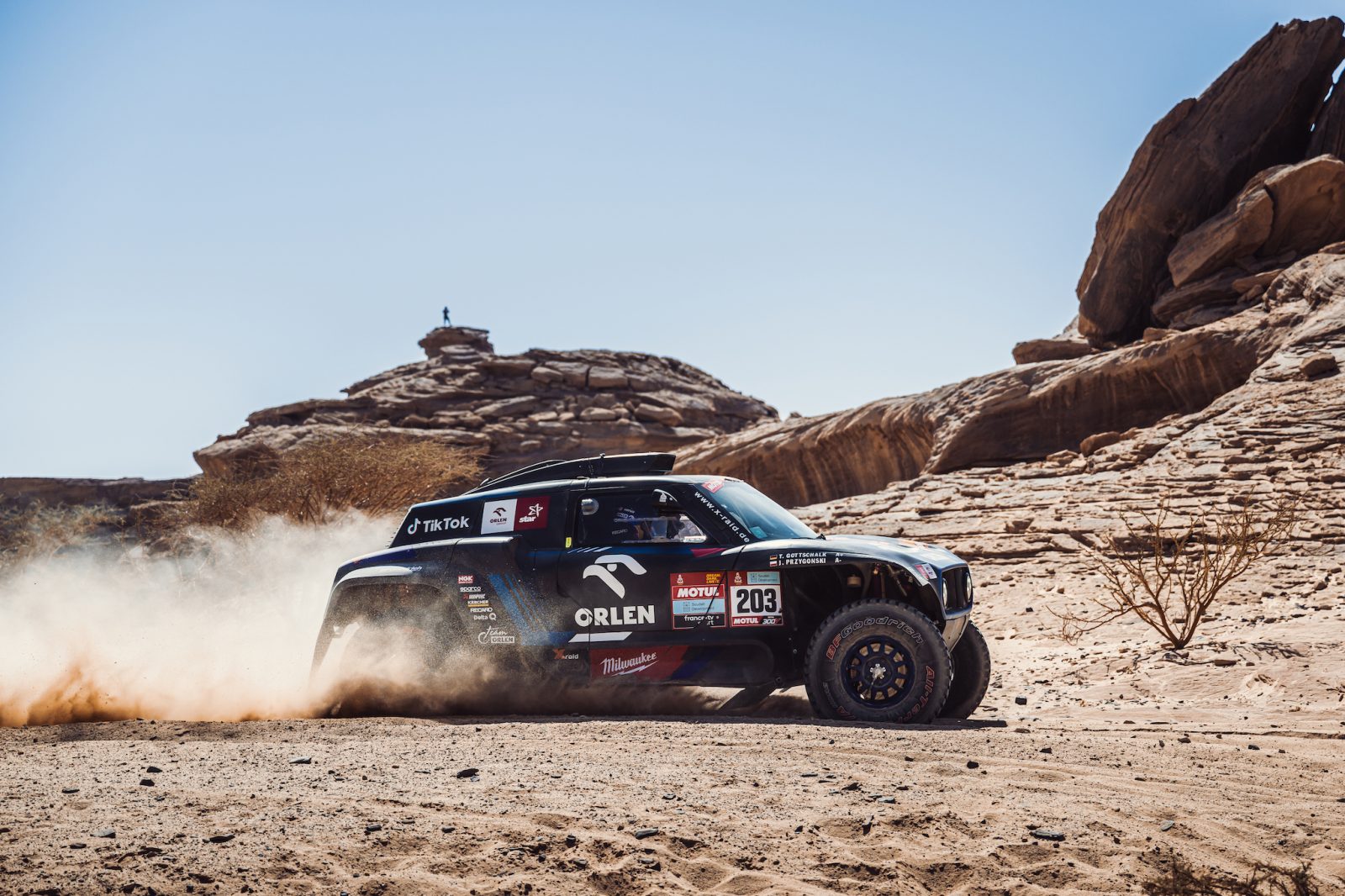 Dakar 2022: Two MINI desert racers in the top ten - X-raid Team