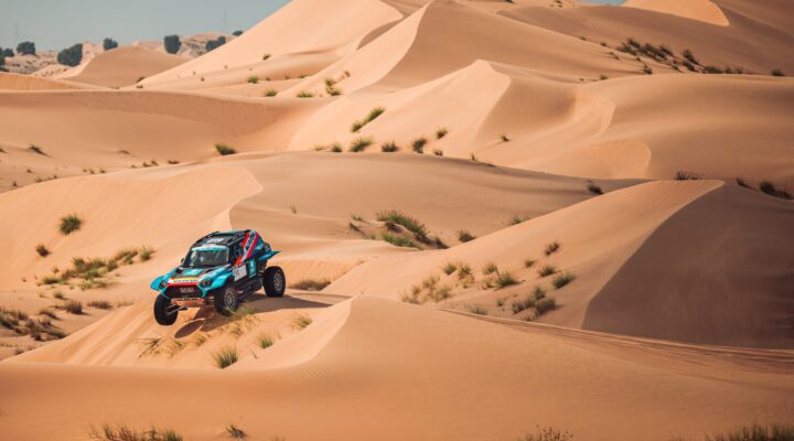 Dubai Int. Baja: Sensationeller Saisonabschluss – X-raid erreicht die Plätze eins bis drei der Ultimate-Wertung