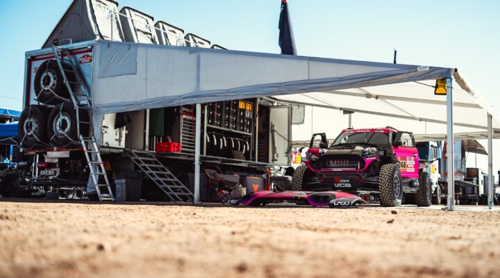 Nach einer turbulenten ersten Woche: X-raid blickt kämpferisch nach vorne